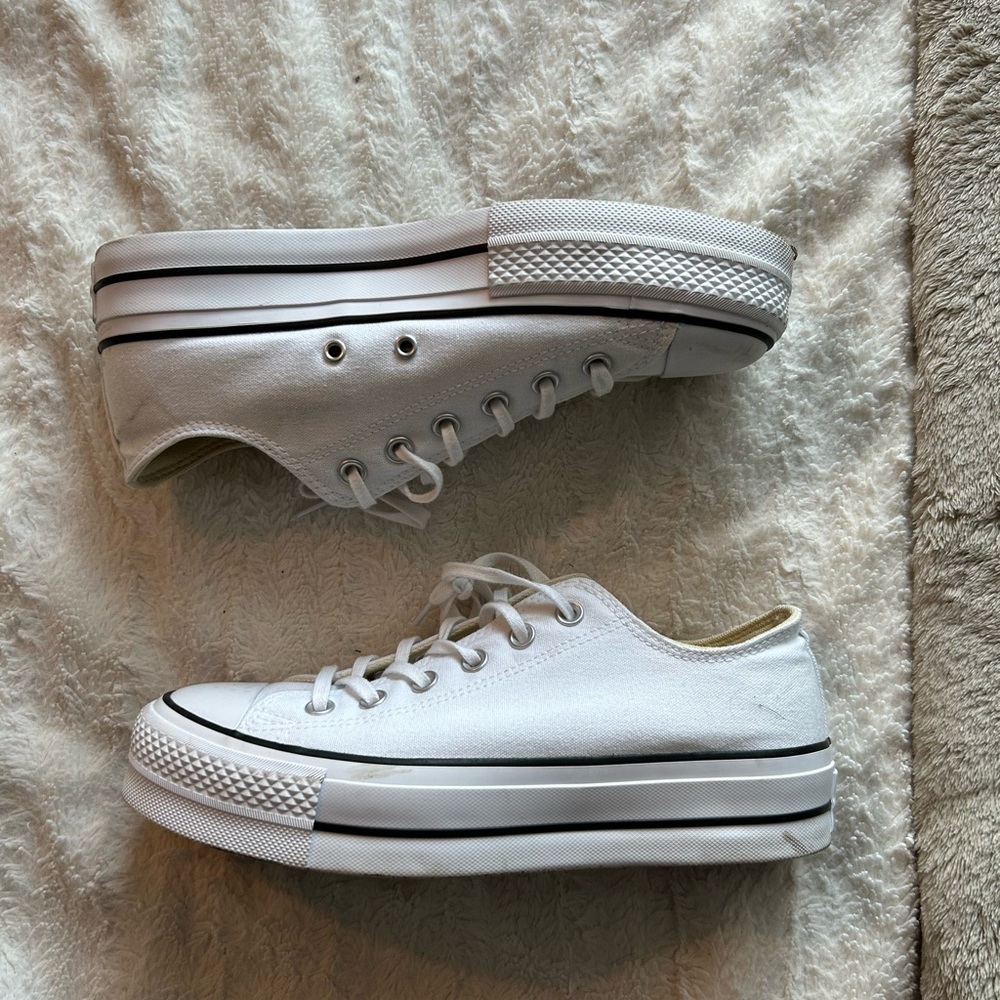 Platform Converse
